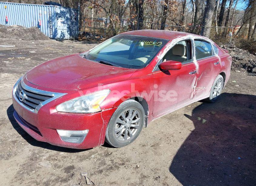 Photo 2 of 2015 Nissan Altima 2.5 S (VIN 1N4AL3AP4FC119000)