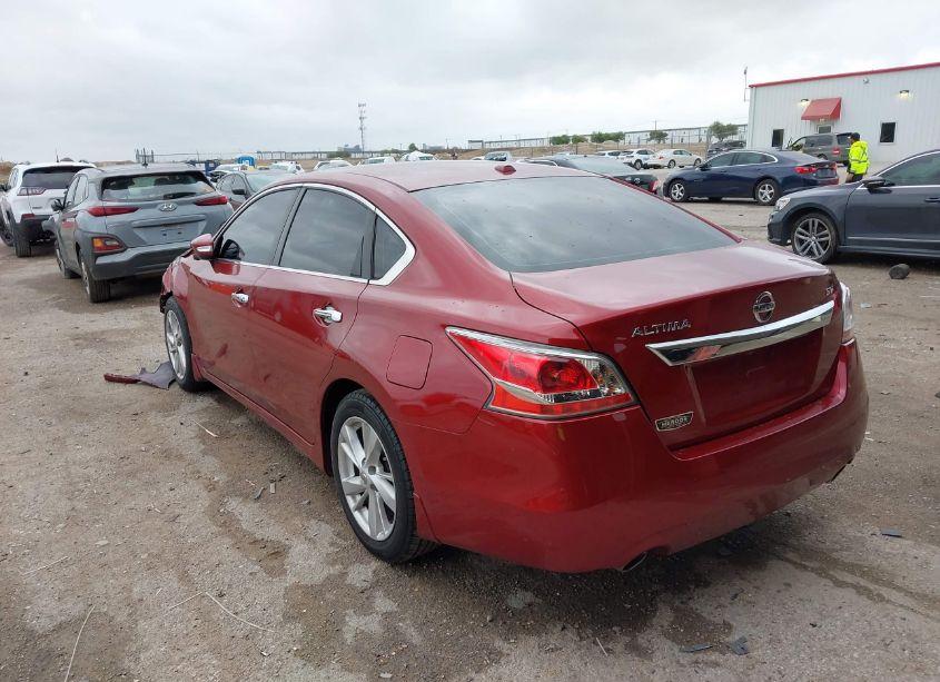 Photo 3 of 2015 Nissan Altima 2.5 SV (VIN 1N4AL3AP4FC125802)