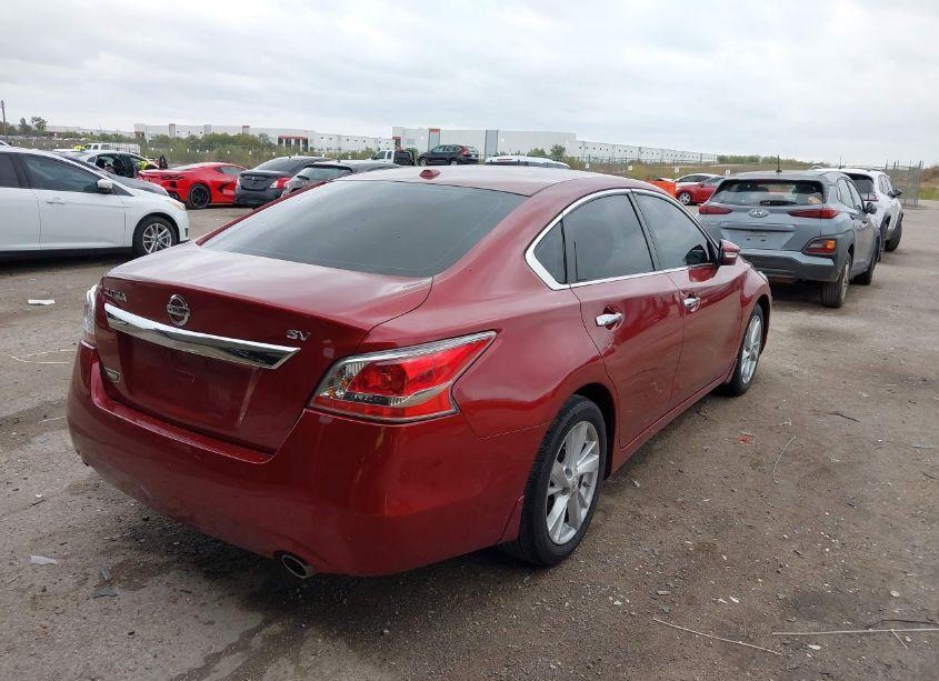 Photo 4 of 2015 Nissan Altima 2.5 SV (VIN 1N4AL3AP4FC125802)