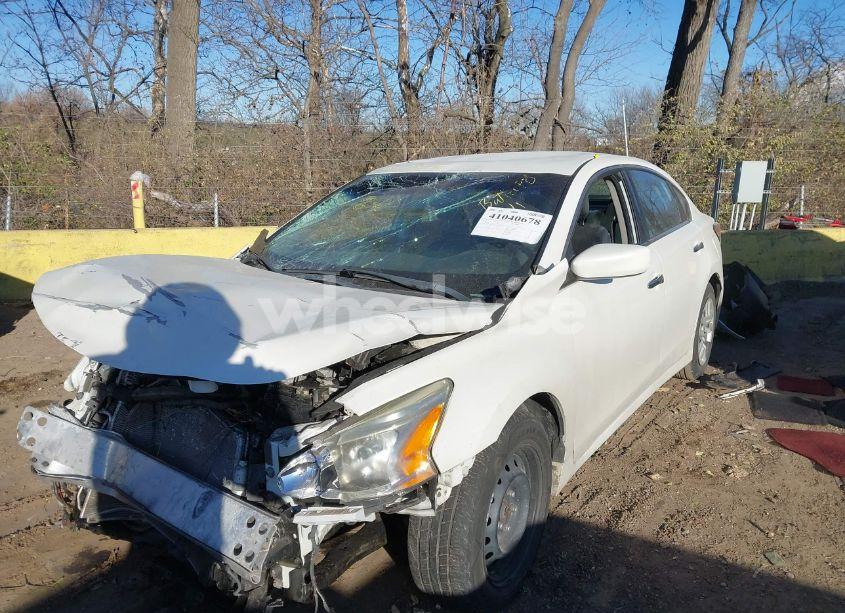 Photo 2 of 2015 Nissan Altima 2.5 S (VIN 1N4AL3AP4FC139246)