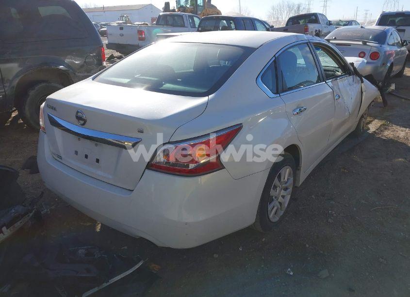 Photo 4 of 2015 Nissan Altima 2.5 S (VIN 1N4AL3AP4FC139246)