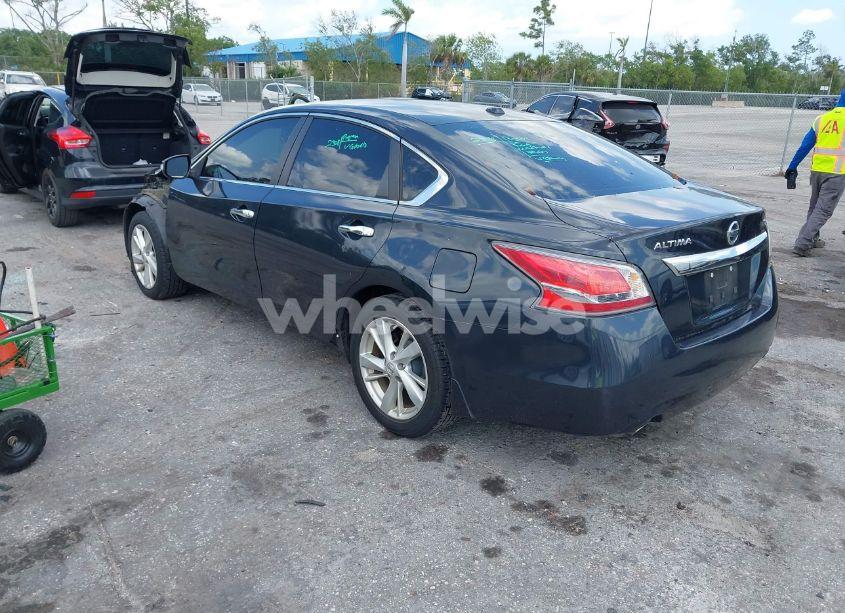 Photo 3 of 2015 Nissan Altima 2.5 SL (VIN 1N4AL3AP4FC140963)