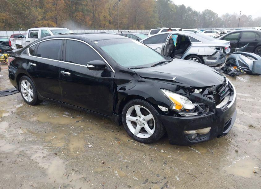 2015 Nissan Altima 2.5 SV (VIN 1N4AL3AP4FC156189) main photo
