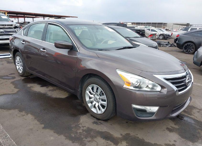 2015 Nissan Altima 2.5 S (VIN 1N4AL3AP4FC165474) main photo