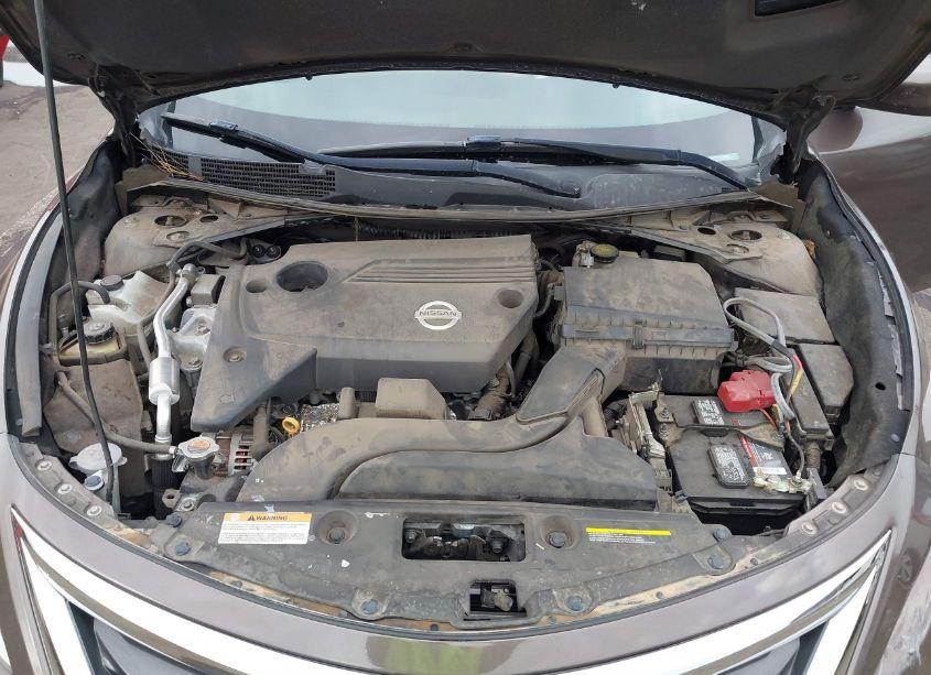 Photo 10 of 2015 Nissan Altima 2.5 S (VIN 1N4AL3AP4FC165474)