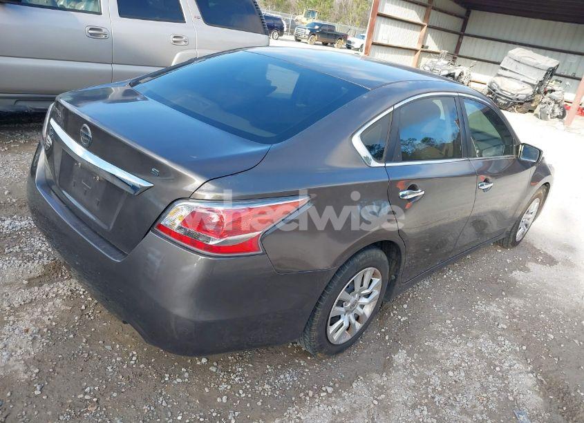 Photo 4 of 2015 Nissan Altima 2.5/2.5 S/2.5 SL/2.5 SV (VIN 1N4AL3AP4FC180542)