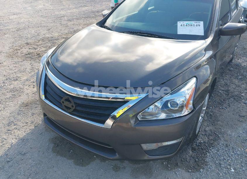 Photo 6 of 2015 Nissan Altima 2.5/2.5 S/2.5 SL/2.5 SV (VIN 1N4AL3AP4FC180542)