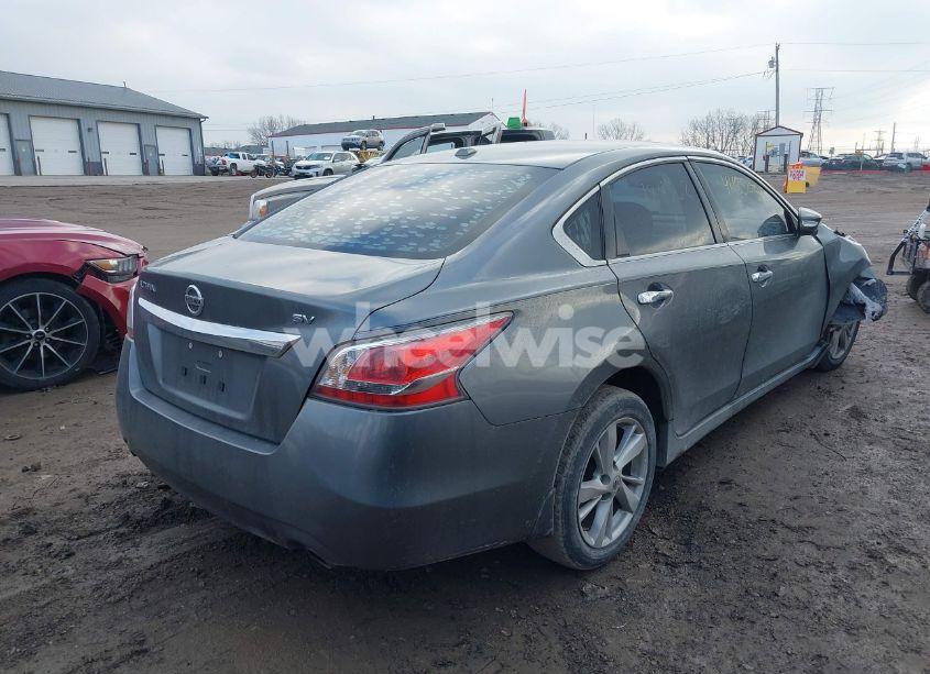 Photo 4 of 2015 Nissan Altima 2.5 SV (VIN 1N4AL3AP4FC184462)