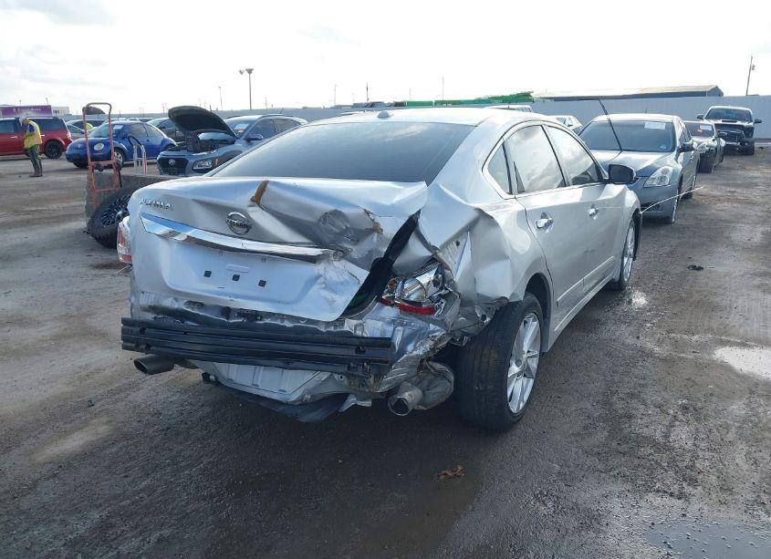 Photo 6 of 2015 Nissan Altima 2.5 SV (VIN 1N4AL3AP4FC197163)
