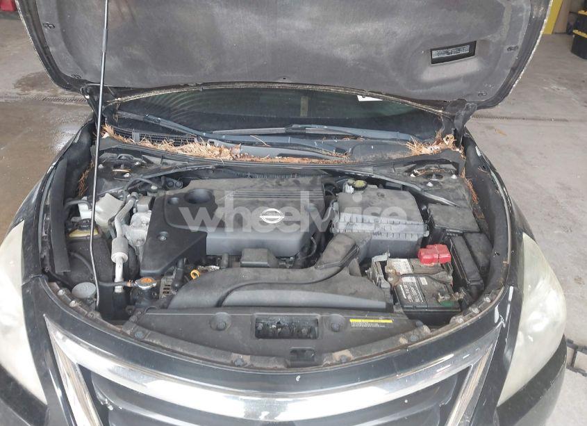 Photo 10 of 2015 Nissan Altima 2.5 S (VIN 1N4AL3AP4FC207562)