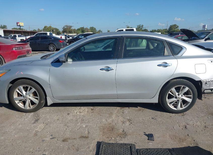 Photo 14 of 2015 Nissan Altima 2.5 SV (VIN 1N4AL3AP4FC220117)