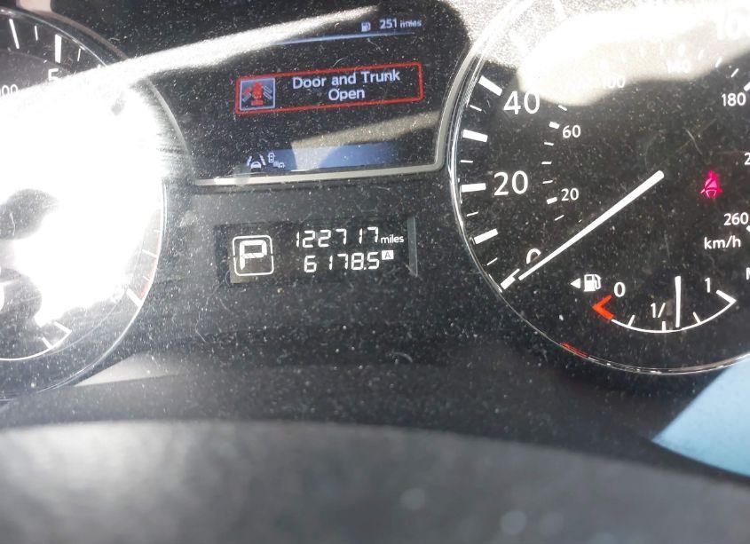 Photo 7 of 2015 Nissan Altima 2.5 SV (VIN 1N4AL3AP4FC220117)