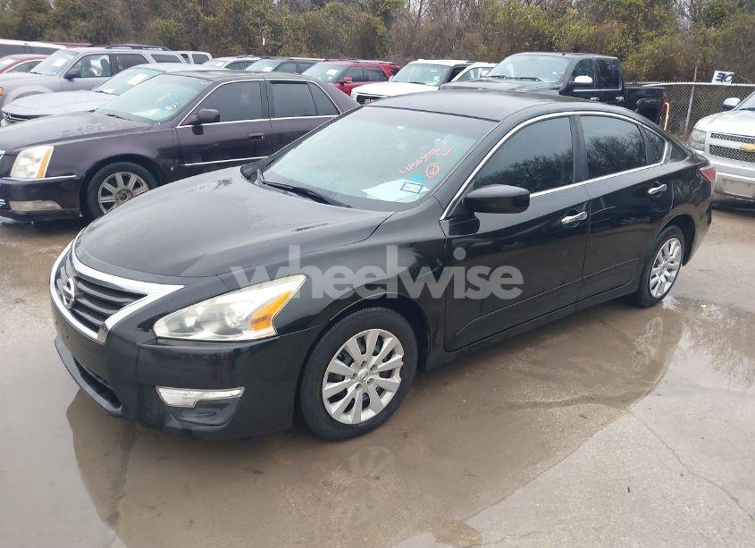 Photo 2 of 2015 Nissan Altima 2.5 S (VIN 1N4AL3AP4FC220814)