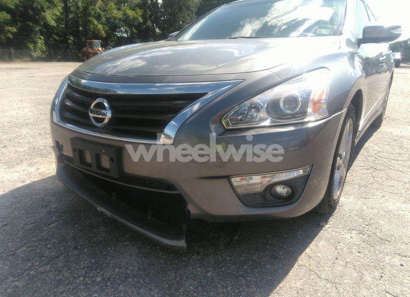 Photo 6 of 2015 Nissan Altima 2.5 SL (VIN 1N4AL3AP4FC230548)