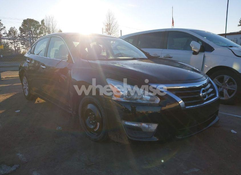 2015 Nissan Altima 2.5 S (VIN 1N4AL3AP4FC231523) main photo