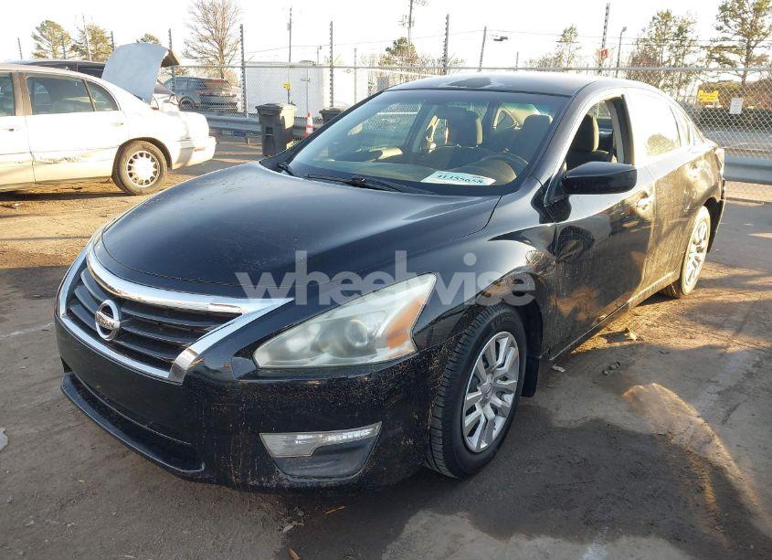 Photo 2 of 2015 Nissan Altima 2.5 S (VIN 1N4AL3AP4FC231523)