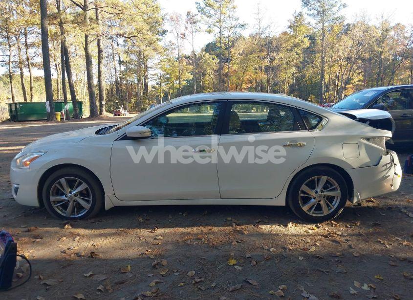 Photo 15 of 2015 Nissan Altima 2.5 SV (VIN 1N4AL3AP4FC234289)