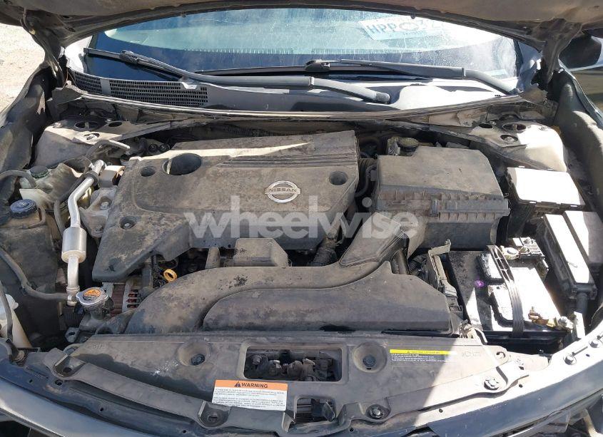 Photo 10 of 2015 Nissan Altima 2.5 S (VIN 1N4AL3AP4FC267860)