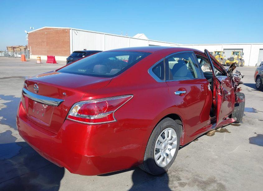 Photo 4 of 2015 Nissan Altima 2.5/2.5 S/2.5 SL/2.5 SV (VIN 1N4AL3AP4FC277319)