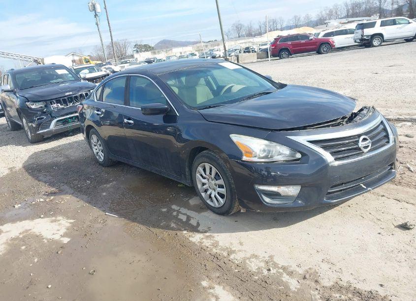 2015 Nissan Altima 2.5 S (VIN 1N4AL3AP4FC281211) main photo