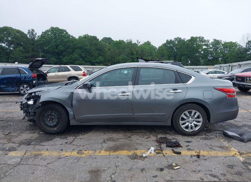 Photo 15 of 2015 Nissan Altima 2.5/2.5 S/2.5 SL/2.5 SV (VIN 1N4AL3AP4FC282018)