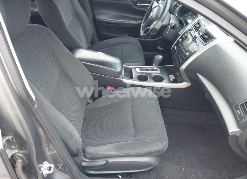 Photo 5 of 2015 Nissan Altima 2.5/2.5 S/2.5 SL/2.5 SV (VIN 1N4AL3AP4FC282018)
