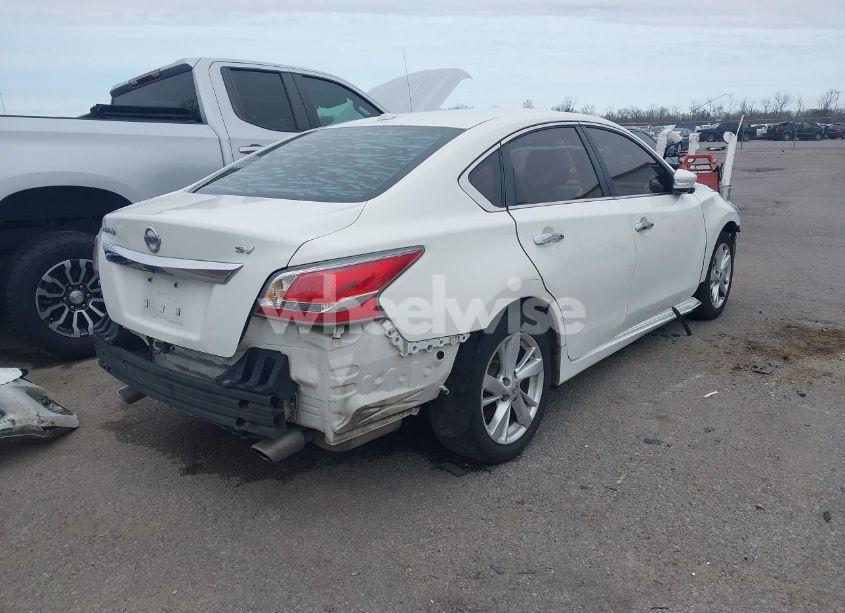 Photo 4 of 2015 Nissan Altima 2.5 SV (VIN 1N4AL3AP4FC290037)