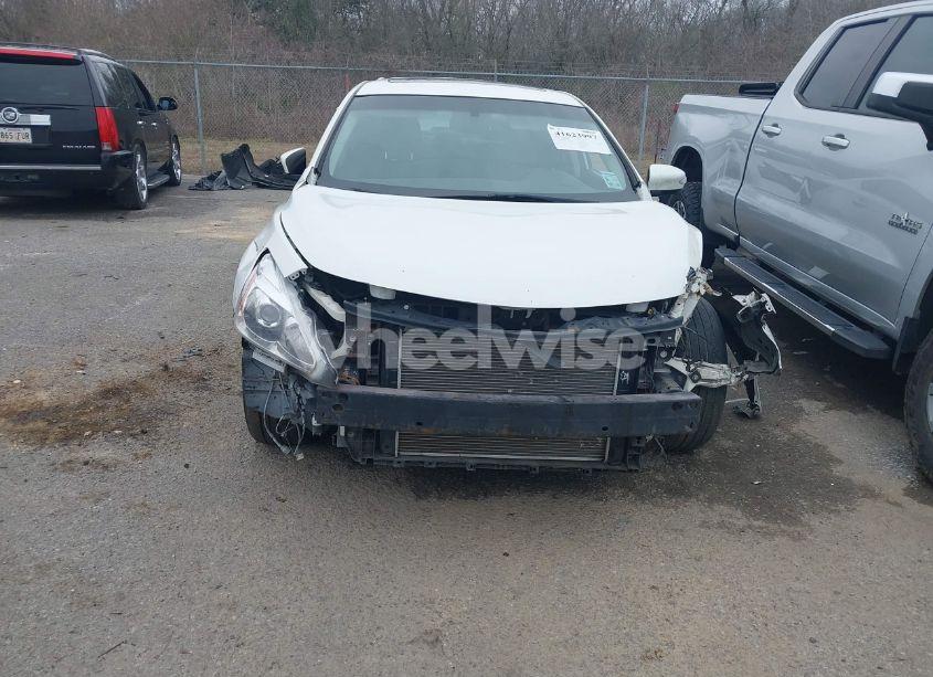 Photo 6 of 2015 Nissan Altima 2.5 SV (VIN 1N4AL3AP4FC290037)