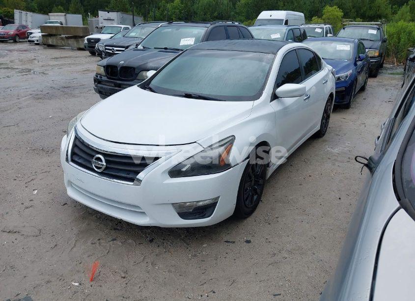 Photo 2 of 2015 Nissan Altima 2.5/2.5 S/2.5 SL/2.5 SV (VIN 1N4AL3AP4FC295559)