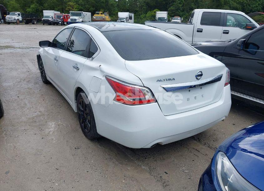 Photo 3 of 2015 Nissan Altima 2.5/2.5 S/2.5 SL/2.5 SV (VIN 1N4AL3AP4FC295559)