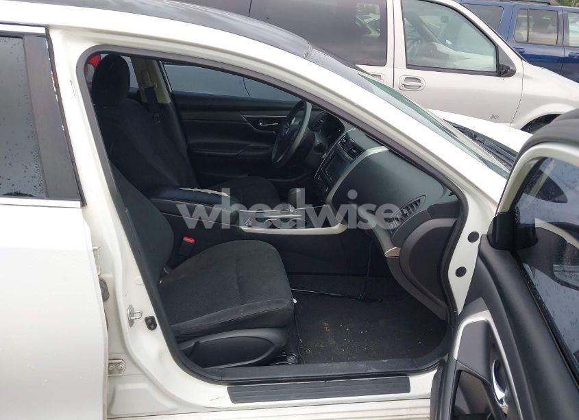 Photo 5 of 2015 Nissan Altima 2.5/2.5 S/2.5 SL/2.5 SV (VIN 1N4AL3AP4FC295559)