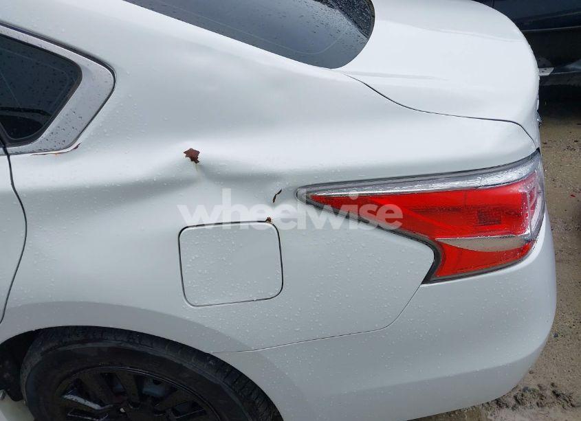 Photo 6 of 2015 Nissan Altima 2.5/2.5 S/2.5 SL/2.5 SV (VIN 1N4AL3AP4FC295559)