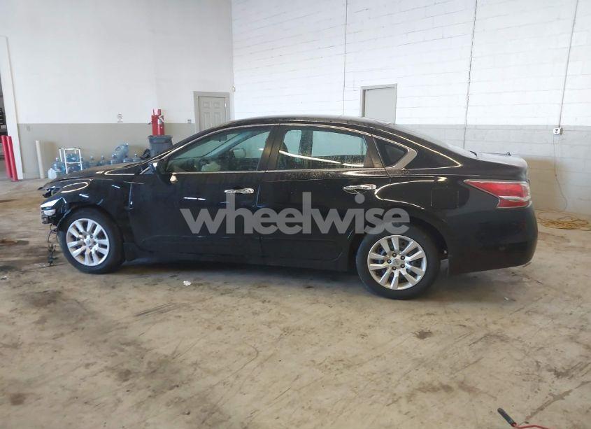 Photo 15 of 2015 Nissan Altima 2.5 S (VIN 1N4AL3AP4FC413979)