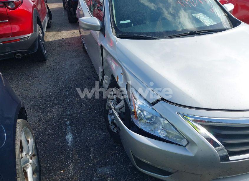 Photo 17 of 2015 Nissan Altima 2.5/2.5 S/2.5 SL/2.5 SV (VIN 1N4AL3AP4FC431169)