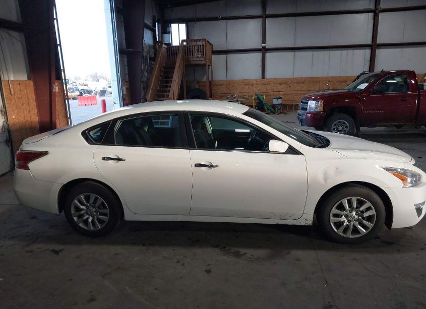 Photo 14 of 2015 Nissan Altima 2.5 (VIN 1N4AL3AP4FC435223)