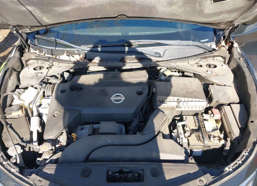 Photo 10 of 2015 Nissan Altima 2.5/2.5 S/2.5 SL/2.5 SV (VIN 1N4AL3AP4FC447341)