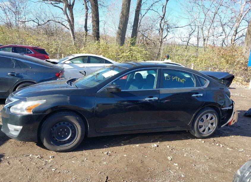 Photo 14 of 2015 Nissan Altima 2.5/2.5 S/2.5 SL/2.5 SV (VIN 1N4AL3AP4FC447341)