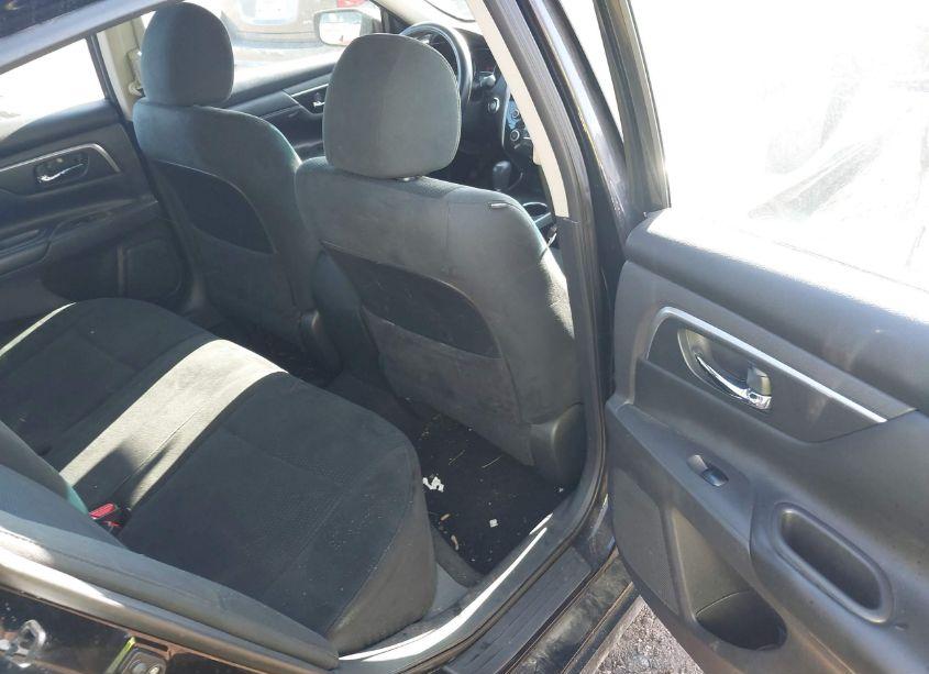 Photo 8 of 2015 Nissan Altima 2.5/2.5 S/2.5 SL/2.5 SV (VIN 1N4AL3AP4FC447341)