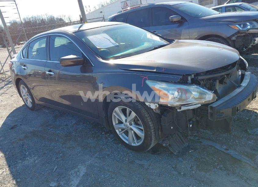 2015 Nissan Altima 2.5 SV (VIN 1N4AL3AP4FC448554) main photo