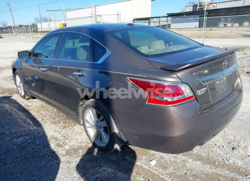 Photo 3 of 2015 Nissan Altima 2.5 SV (VIN 1N4AL3AP4FC448554)