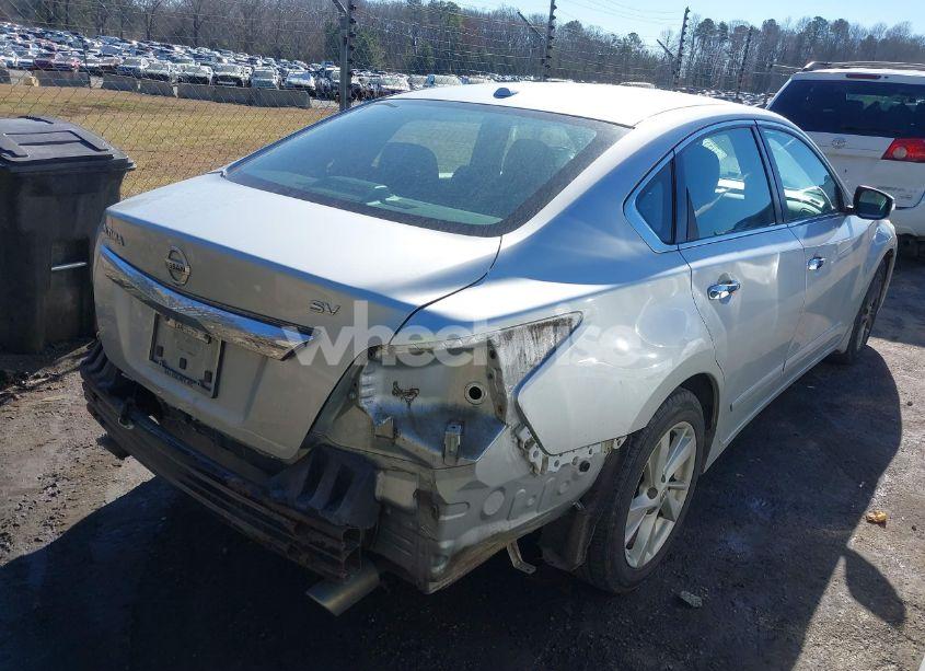 Photo 4 of 2015 Nissan Altima 2.5 SV (VIN 1N4AL3AP4FC449381)