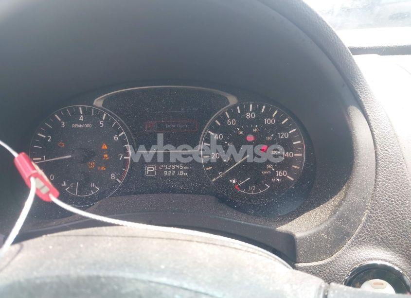 Photo 7 of 2015 Nissan Altima 2.5/2.5 S/2.5 SL/2.5 SV (VIN 1N4AL3AP4FC472160)