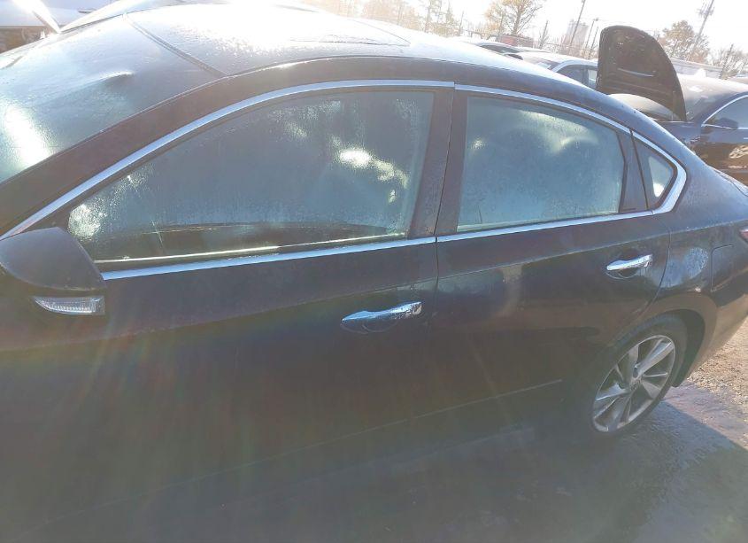 Photo 13 of 2015 Nissan Altima 2.5 SV (VIN 1N4AL3AP4FC476483)