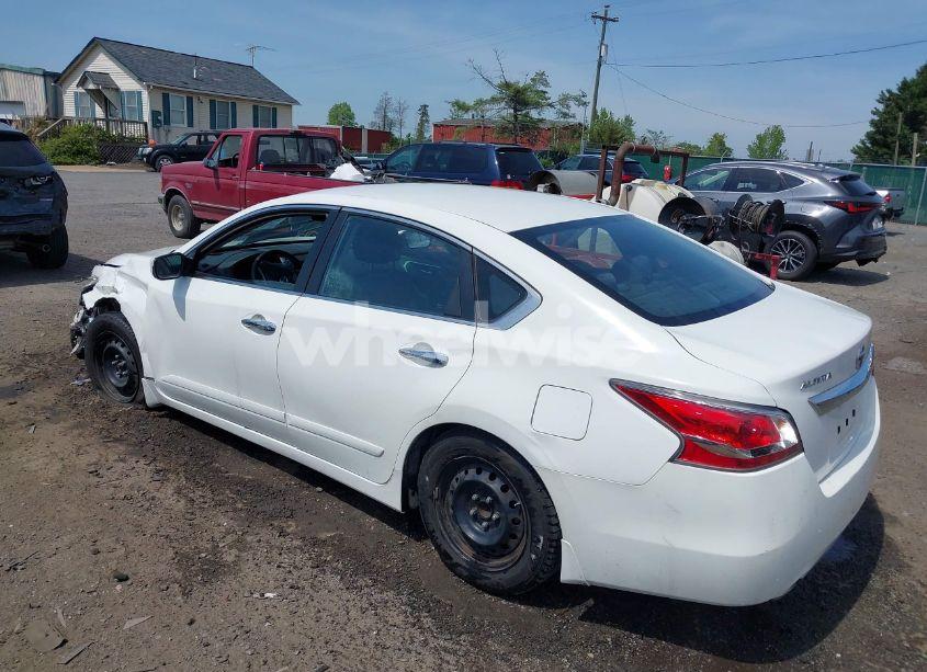 Photo 3 of 2015 Nissan Altima 2.5 S (VIN 1N4AL3AP4FC480288)