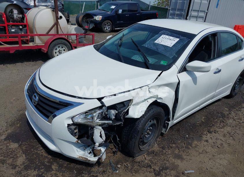 Photo 6 of 2015 Nissan Altima 2.5 S (VIN 1N4AL3AP4FC480288)