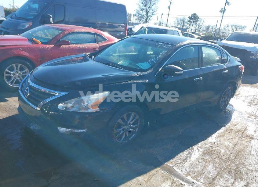 Photo 2 of 2015 Nissan Altima 2.5 S (VIN 1N4AL3AP4FC490898)
