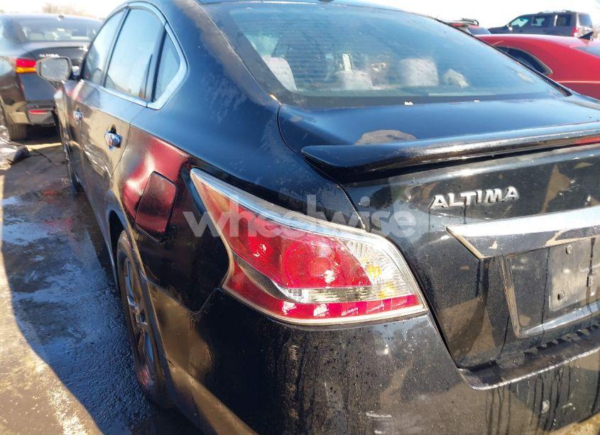 Photo 3 of 2015 Nissan Altima 2.5 S (VIN 1N4AL3AP4FC490898)