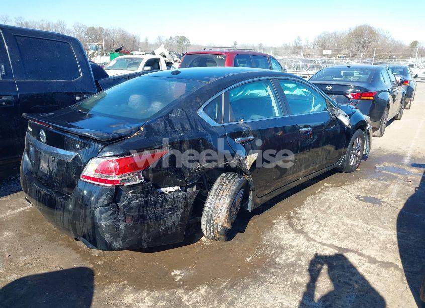 Photo 4 of 2015 Nissan Altima 2.5 S (VIN 1N4AL3AP4FC490898)
