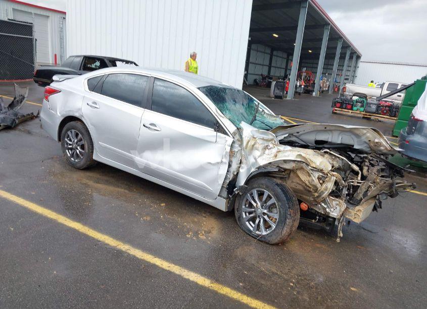 Photo 12 of 2015 Nissan Altima 2.5 S (VIN 1N4AL3AP4FC491825)