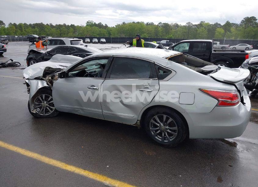 Photo 14 of 2015 Nissan Altima 2.5 S (VIN 1N4AL3AP4FC491825)
